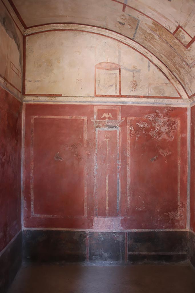 Hgw Pompeii Villa Of Diomedes October East Wall Detail Of